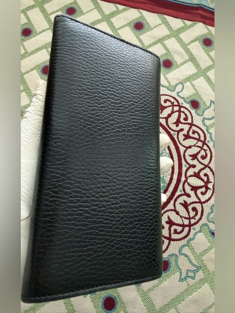 Gucci Black Leather Wallet with Gold Interlocking G - Picture 11 of 16